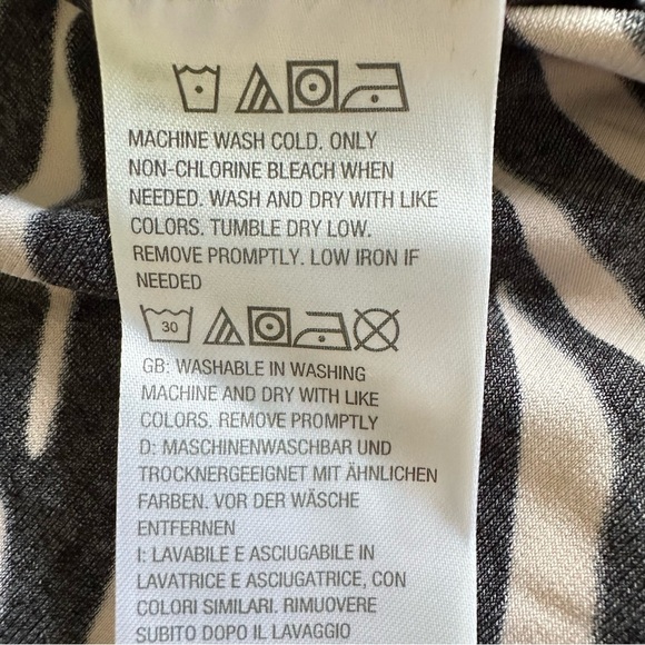 Susan Graver Dress Womens XL Zebra Print Sleeveless Tiered Liquid Knit Flowy NEW - Picture 8 of 12